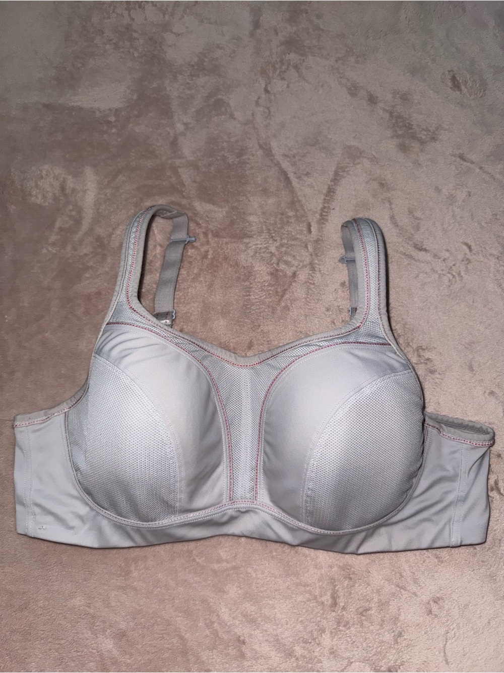 Chantelle sports bras size 40D